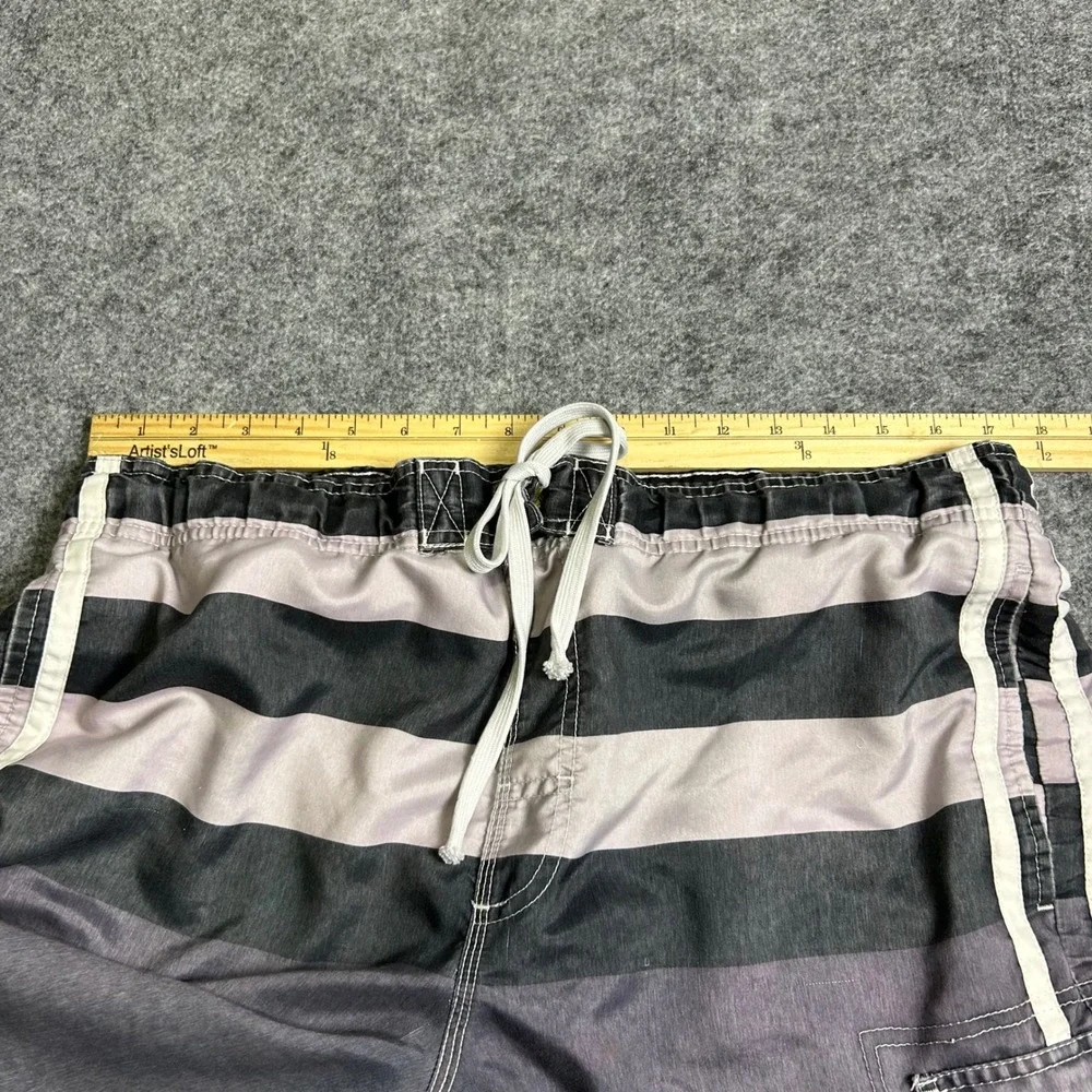Ocean Pacific OP Striped Cargo Board Shorts Grey Black Y2K Skater Mens Size M